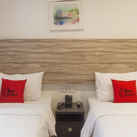 Reddoorz Plus @ Victoria Street Singapur Dış mekan fotoğraf